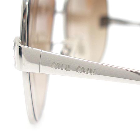 MiuMiu(�̿�̿�) SMU5F 1BC 1Z1 �簢 ��Ż ���۶� �̹���4 - ���̺��� �߰���ǰ