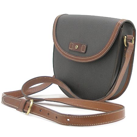 Aigner(���̱׳�) �ΰ� ũ�ν��� �̹���3 - ���̺��� �߰���ǰ