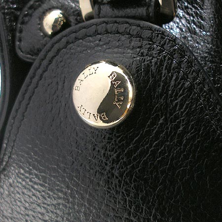 Bally(�߸�) BESS �簢 ��Ʈ�� + �����Ʈ�� �̹���5 - ���̺��� �߰���ǰ