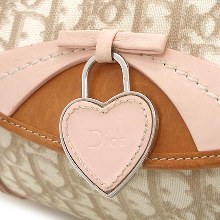 Dior(ũ����î���) LCE44731 �ΰ� ü�� ����� [��������] �̹���4 - ���̺��� �߰���ǰ