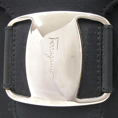Ferragamo(��󰡸�) 21-8188 ���� ����� �̹���3 - ���̺��� �߰���ǰ