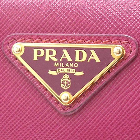 Prada(�����) ������ ���� ũ�ν��� �̹���3 - ���̺��� �߰���ǰ