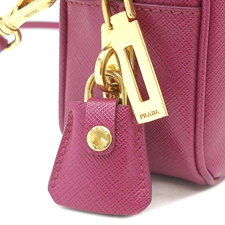 Prada(�����) ������ ���� ũ�ν��� �̹���4 - ���̺��� �߰���ǰ