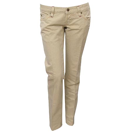 �������2  ����