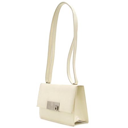 Ferragamo(��󰡸�) 21 0220 ��Ż ��ġ�� ��� �簢 ����� �̹���2 - ���̺��� �߰���ǰ