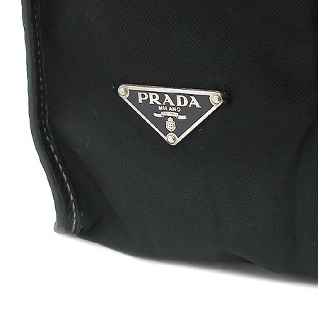 Prada(�����) �к긯 �޽��� ũ�ν��� �̹���4 - ���̺��� �߰���ǰ