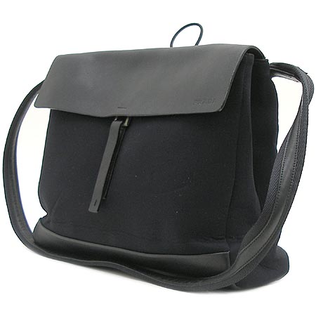 Prada(�����) B9547 �к긯 ���� ũ�ν��� �̹���3 - ���̺��� �߰���ǰ