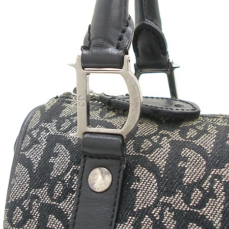 Dior(ũ����î���) �ΰ� �ڰ��� �̴� ������ ��Ʈ�� �̹���3 - ���̺��� �߰���ǰ