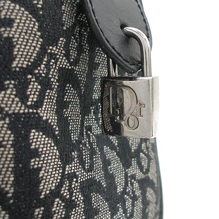 Dior(ũ����î���) �ΰ� �ڰ��� �̴� ������ ��Ʈ�� �̹���4 - ���̺��� �߰���ǰ