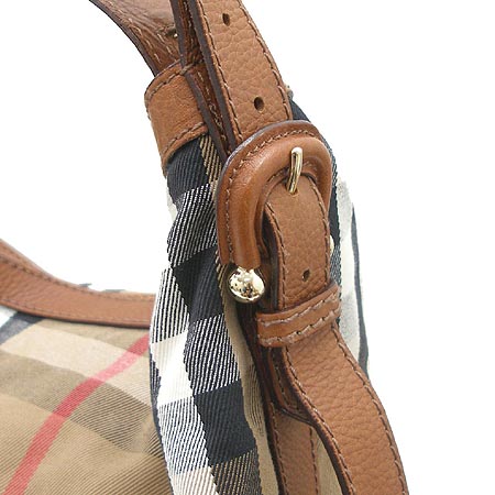 Burberry(������) ���μ� �� ����� �̹���3 - ���̺��� �߰���ǰ