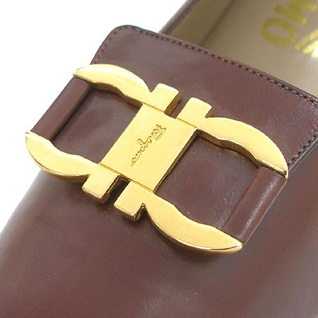 Ferragamo(��󰡸�) 27562 ���� ��ġ�� ������ ������ ������ ���� �̹���4 - ���̺��� �߰���ǰ