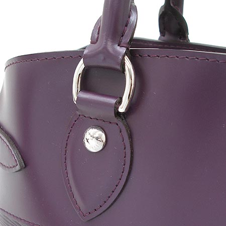 Louis Vuitton(���̺���) M5926K ���߷��� ī�� �н� ��Ʈ�� �̹���4 - ���̺��� �߰���ǰ