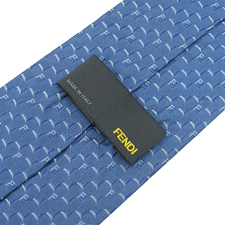 Fendi(���) 100 % ��ũ ��Ÿ�� �̹���3 - ���̺��� �߰���ǰ