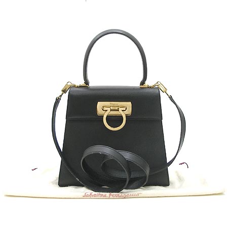 Ferragamo(��󰡸�)  21 2193 ���� ��ġ�� ��Ʈ�� + ũ�ν� ��Ʈ�� �̹���2 - ���̺��� �߰���ǰ