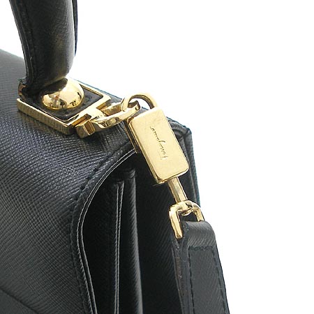 Ferragamo(��󰡸�)  21 2193 ���� ��ġ�� ��Ʈ�� + ũ�ν� ��Ʈ�� �̹���5 - ���̺��� �߰���ǰ