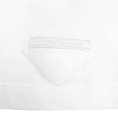 Prada(�����) Ƽ [�λ꼾�Һ���] �̹���3 - ���̺��� �߰���ǰ