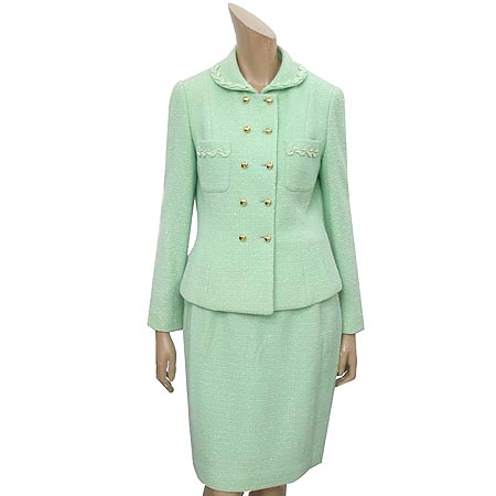 ������  ����