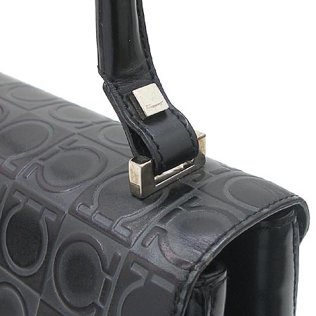 Ferragamo(��󰡸�) 21 1258 ��ġ�� �ΰ� ��Ʈ�� �̹���3 - ���̺��� �߰���ǰ