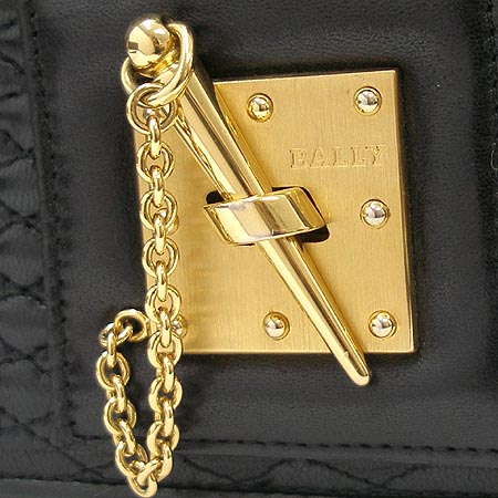 Bally(�߸�) ���� ���� ���� ��Ƽġ ũ�ν��� �̹���4 - ���̺��� �߰���ǰ