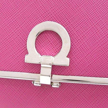 Ferragamo(��󰡸�) 22 4639 ���� ��ġ�� ������ �̹���3 - ���̺��� �߰���ǰ