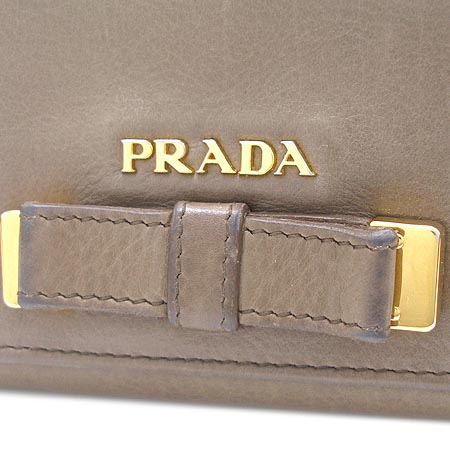 Prada(�����) 1M0176 ��� �÷� SOFT CALF FLOCC ���� �ΰ� ������� 2�� ������ [��������] �̹���3 - ���̺��� �߰���ǰ