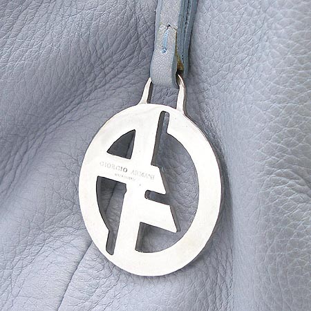 Armani(�Ƹ�����) ����Ų ȣ�� ����� �̹���4 - ���̺��� �߰���ǰ