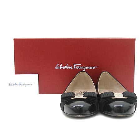 Ferragamo(��󰡸�) ��Ż �ٶ� ��� ���� �̹���2 - ���̺��� �߰���ǰ