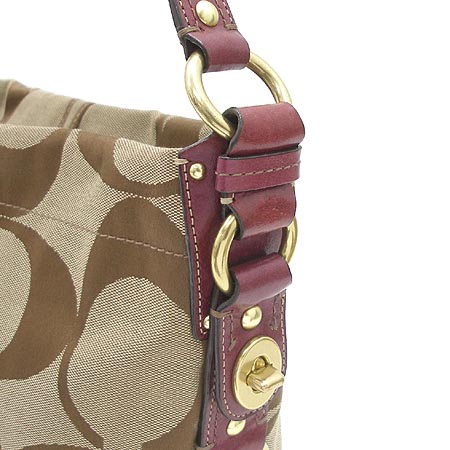 Coach(��ġ) �ñ׳��� �ΰ� ����� [��������] �̹���4 - ���̺��� �߰���ǰ