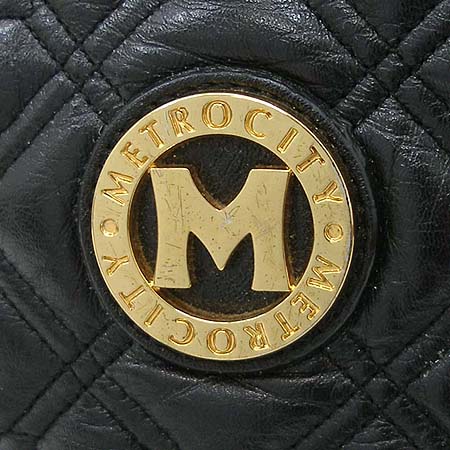 Metrocity(��Ʈ�ν�Ƽ) ���� �ΰ� ��� ���� ���ָӴ� ��Ʈ�� + ũ�ν� ��Ʈ�� �̹���4 - ���̺��� �߰���ǰ
