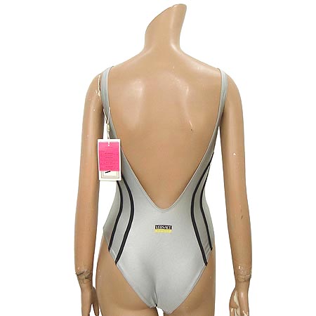 Versace(������ü) ������ �̹���2 - ���̺��� �߰���ǰ