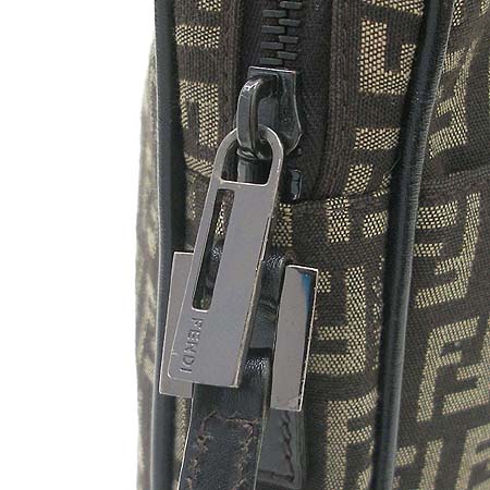 Fendi(���) 8BT053 FF ��ī �ΰ� ũ�ν��� [��������] �̹���3 - ���̺��� �߰���ǰ