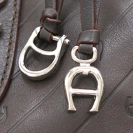 Aigner(���̱׳�) ���� ȣ�� ����� �̹���3 - ���̺��� �߰���ǰ