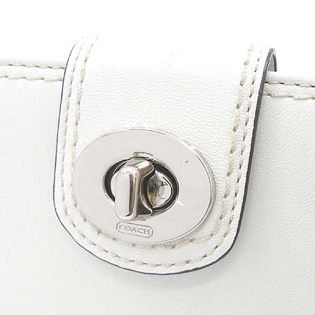 Coach(��ġ) ���� �ΰ� ��� ������+�������� �̹���4 - ���̺��� �߰���ǰ