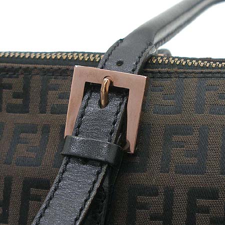 Fendi(���) 8BN002 FF�ΰ� ��ī ����� [��������] �̹���4 - ���̺��� �߰���ǰ