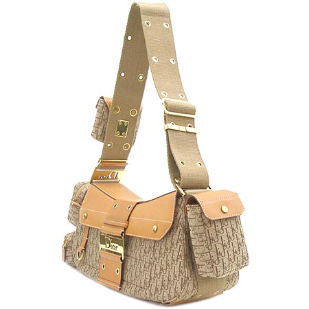 Dior(ũ����î���) �ΰ� �ڰ��� ��Ƽ ���� �޽��� �����+�Ŀ�ġ4�� �̹���3 - ���̺��� �߰���ǰ