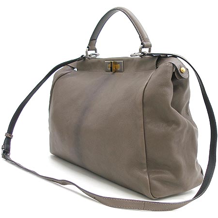 Fendi(���) 8BN210 ��ī�� �ΰ� ��� ��Ʈ�� + ũ�ν� ��Ʈ�� �̹���3 - ���̺��� �߰���ǰ