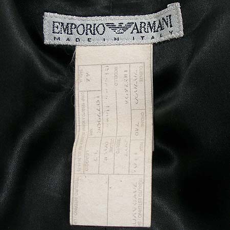 Emporio Armani(�������� �Ƹ�����) ���� �̹���4 - ���̺��� �߰���ǰ