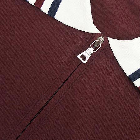 Prada(�����) Ƽ [���빮��] �̹���3 - ���̺��� �߰���ǰ