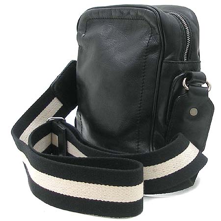 Bally(�߸�) TABIO ��� ���� ũ�ν��� �̹���3 - ���̺��� �߰���ǰ