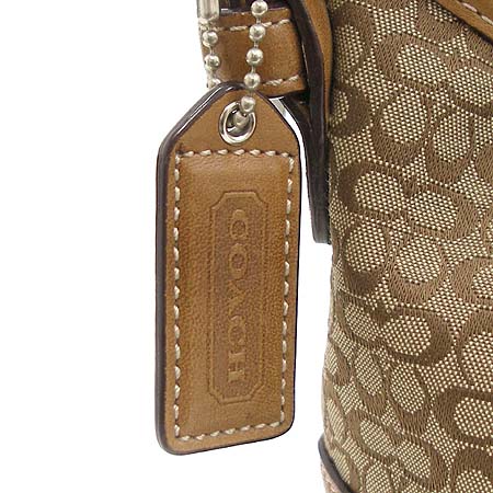 Coach(��ġ) �ñ׳��� �ΰ� ȣ�� ����� �̹���3 - ���̺��� �߰���ǰ