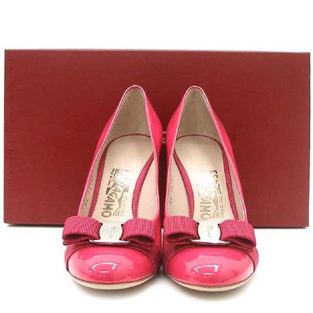 Ferragamo(��󰡸�) CARLA ��ũ ���̴�Ʈ ����ΰ� ������ ���� [��������] �̹���2 - ���̺��� �߰���ǰ