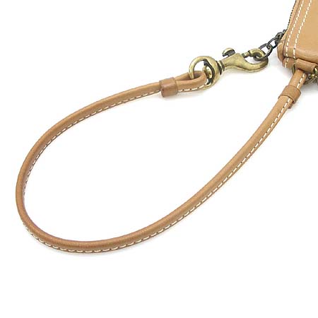 Coach(��ġ) �ñ׳�ó �ڰ��� �Ŀ�ġ �̹���2 - ���̺��� �߰���ǰ