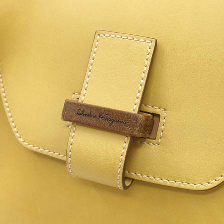 Ferragamo(��󰡸�) 21 5419 ���� ��ġ�� ��� ����� [�б�������] �̹���4 - ���̺��� �߰���ǰ