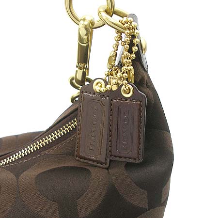 Coach(��ġ) �ñ׳��� �к긯 �ɾ�Ʈ 2WAY [�б�������] �̹���5 - ���̺��� �߰���ǰ