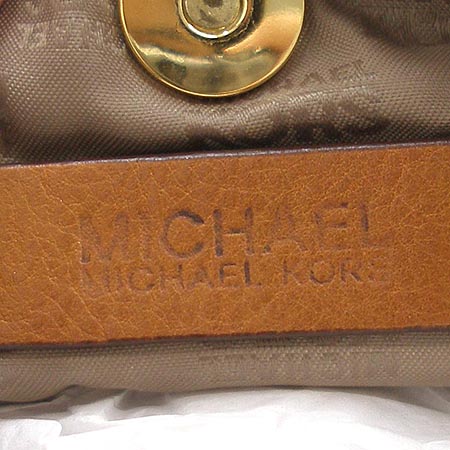 MICHAELKORS(����Ŭ�ھ) ���� ���� ũ�ν��� �̹���4 - ���̺��� �߰���ǰ