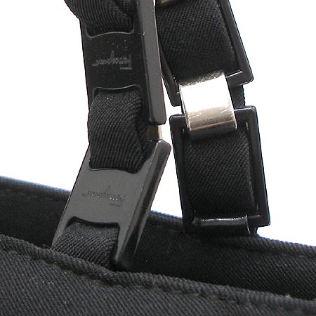 Ferragamo(��󰡸�) 21 0817 �к긯 ��Ʈ�� �̹���4 - ���̺��� �߰���ǰ