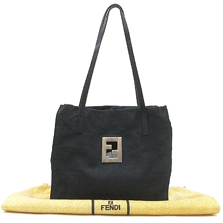 Fendi(���) ����ΰ� �к긯 ��Ʈ�� �̹���2 - ���̺��� �߰���ǰ