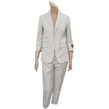 �������2  ����