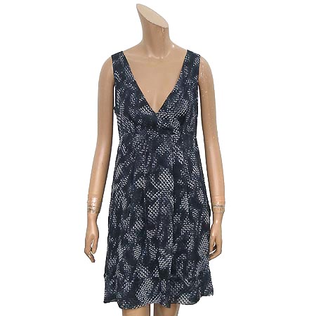 ��  ���ǽ�