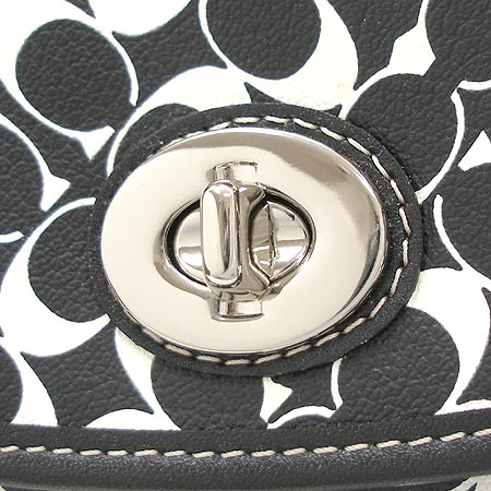 Coach(��ġ) �ñ׳�ó PVC ������ ����� �̹���4 - ���̺��� �߰���ǰ